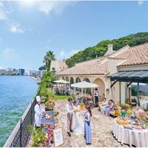 海・空・緑を感じるリゾート邸宅を満喫♪豪華試食×120万円特典