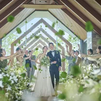 【自然彩るチャペル】水×緑の邸宅リニューアル体験＆食事券付