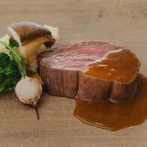 【国産牛×絶品スイーツ】全4品無料試食×ドレスアトリエ見学