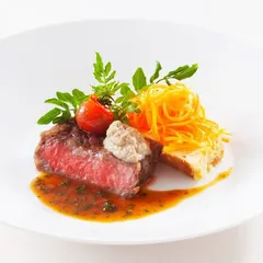組数限定【グルメカタログ】模擬挙式×豪華試食