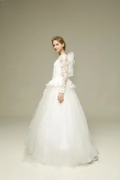 ウェディングドレス