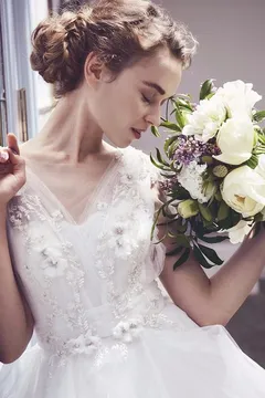 03-20088 Mimosa｜MARCHESA(マルケーザ)のウェディングドレス