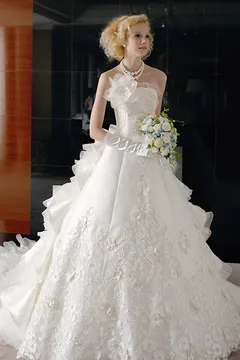 verawang ヘイリー verawangヘイリー。失恋ショコラティエの石原さとみさんが着用していた