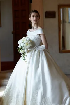 Vera wang 12709 /ヴェラウォンバレリーナケイトハドソンモデル（US2/7