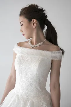 ヴェラウォン エスター VERA WANG Esther （US4/9号)｜VERA WANG