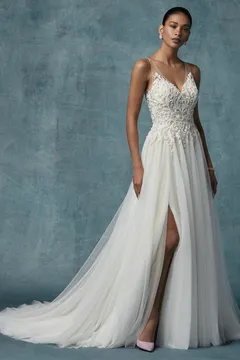 KATHLEEN｜Maggie sottero(マギー・ソテロ)のウェディングドレス