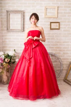 verawang オクタヴィアカーディナル 美品】VERA WANG/Octavia Cardinal - メルカリ