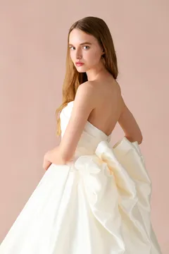 verawang 12709 ケイトハドソン　US2 Vera Wang 12709 US2