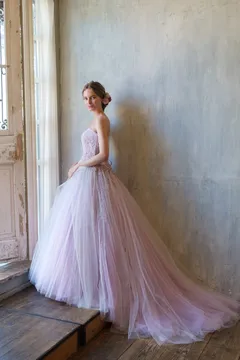 ブライダリウム ミュー 仙台店 ブライダリウムミューセンダイテン のウェディングドレスの レンタル Byみんなのウェディング