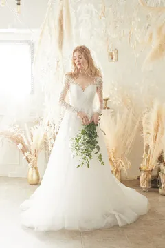 ビジューレースのAラインチュールドレスSS6885 | ウェディングドレス