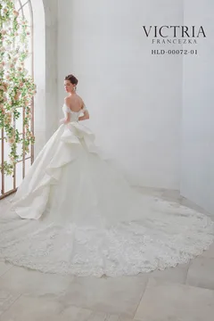 VICTORIA FRANCEZKAｳﾞｨｸﾄﾘｱﾌﾗﾝｾｽｶ　【HLD-00072-01】入荷済
