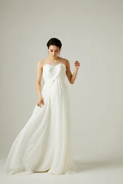 MARGE TOKYOのトップス Sustainable tulle decorative french sleeve p