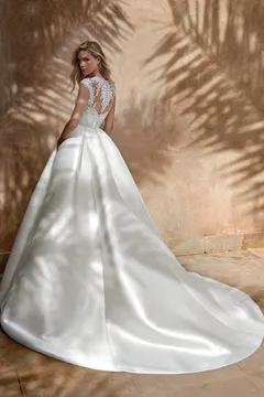 PRONOVIAS 2022 collection JOSEPHINE｜PRONOVIAS(プロノビアス)の 