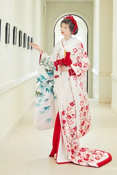 KIYOKO HATA　  色打掛