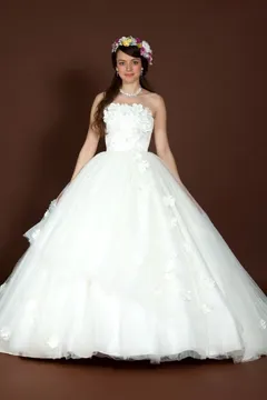 ＊KURAUDIA＊ ウェディングドレス 未使用 定価40万 VK-0252 | DRESS GALLERY BOX