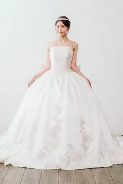 Verawang Nora ウェディングドレス verawang NORA/ ヴェラウォン ノラ｜VERA WANG(ヴェラウォン)の