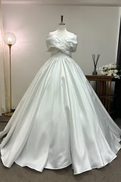 ウェディングドレス NO,D081