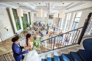 夢見た演出が叶う貸切邸宅でのパーティ