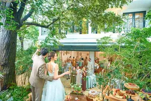 代官山駅から徒歩6分！一軒家貸切ウエディング