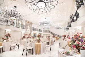 【メインダイニング】【スカイバンケット　エノク】