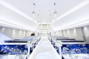 清らかな白亜のチャペルにガーデンもリニューアル！ 