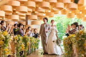 木の香りに包まれる　LAND CHAPEL