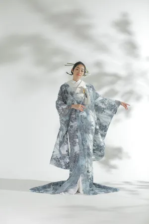 第2位 枝垂草花文（しだれくさばなもん）