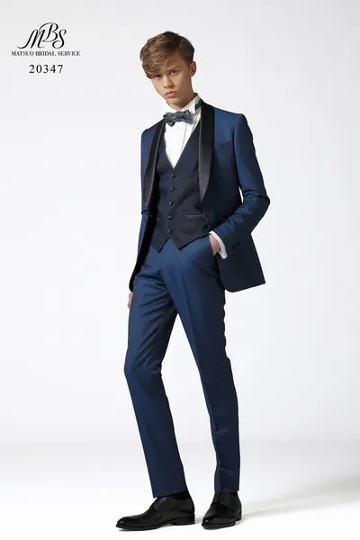 人気ランキング タキシードのウェディングドレス Byみんなのウェディング