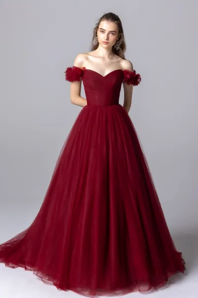 人気ランキング｜赤・レッド系のウェディングドレス byみんなの