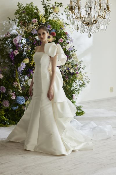 新品 人気 結婚式 二次会 前撮り Aライン 白 演奏会 フェザー 韓国 L 