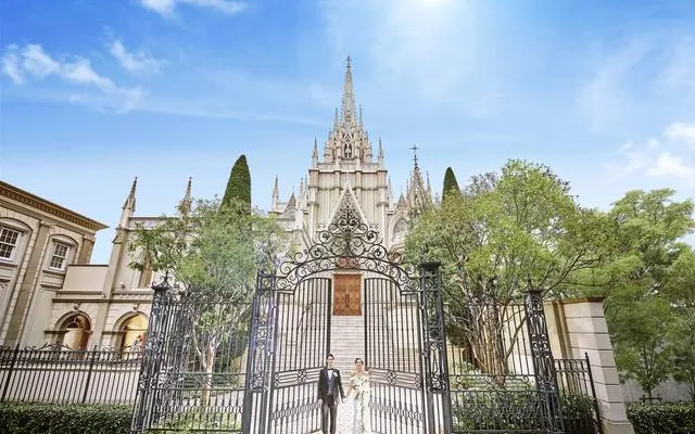 青山セントグレース大聖堂で結婚式 みんなのウェディング