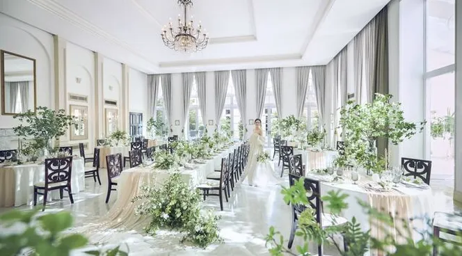 【駅近】120名収容。700坪のガーデン付き