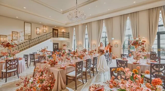 ガーデンに続く開放的なパーティ会場