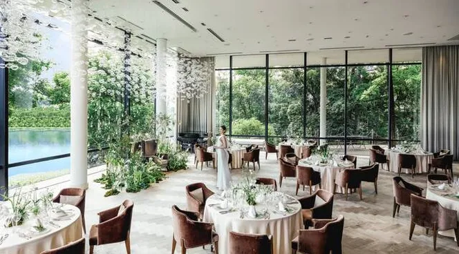 イリスウォーターテラスあやめ池の披露宴会場