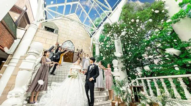 全天候型の独立型チャペル「サン・マリエ教会」