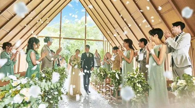 2つのタイプから選べる貸切チャペル