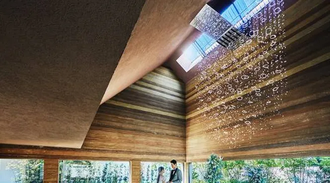 リュミエール  - 自然光で輝く独立型チャペル -