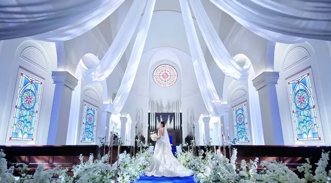 チャペル　アニヴェルセル