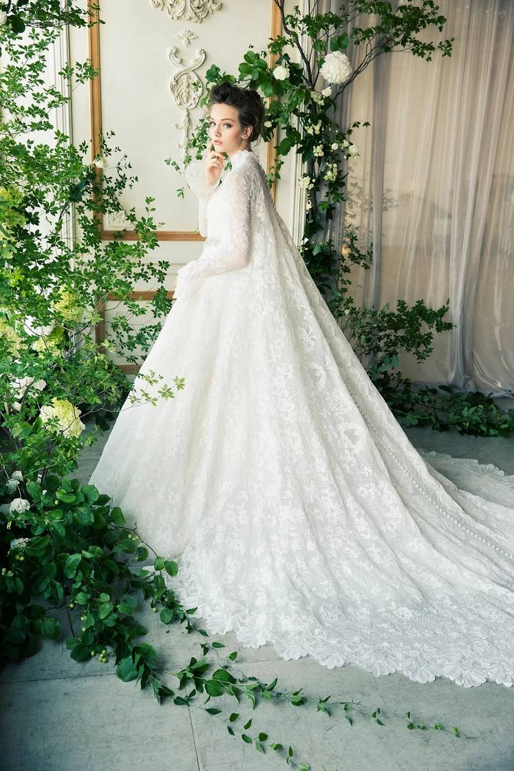 桂由美　YUMI KATSUR ウェディングドレス　ホワイトドレス　結婚式 40ad7cbe-0436-4c83-b850-