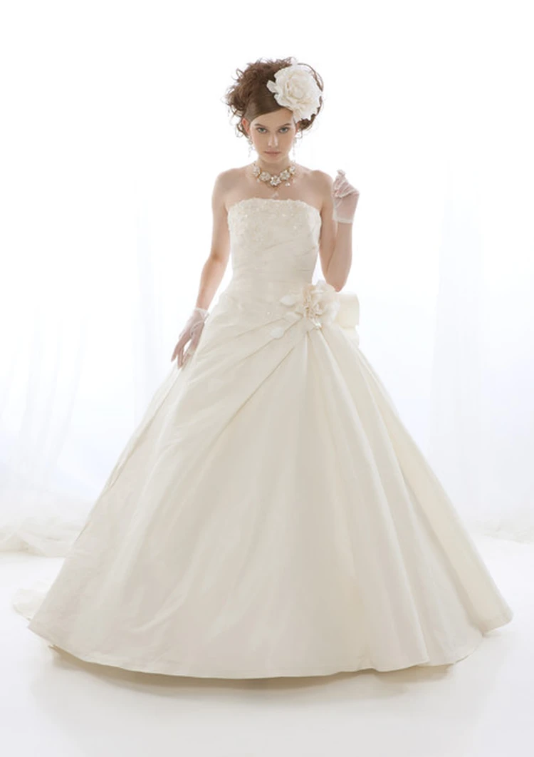 シルクシャンタンの大人ドレス | ウェディングドレス