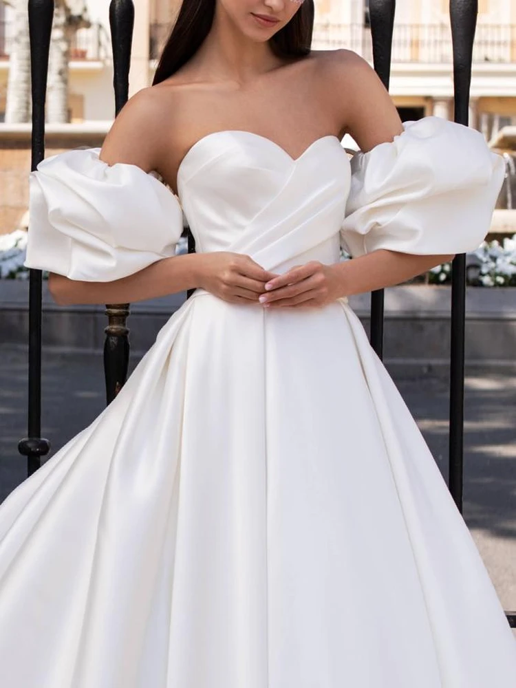 IXION｜PRONOVIAS(プロノビアス)のウェディングドレス