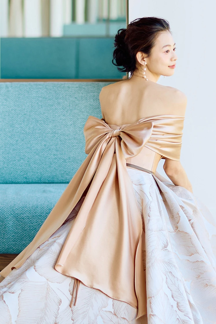 EC2404｜ecruspose(エクリュスポーゼ)のウェディングドレス