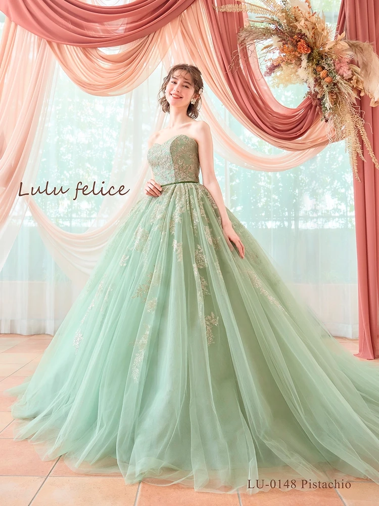 DIVINE CROSS ビーチで海水浴 千羽 ウエディングドレス満留 SEC