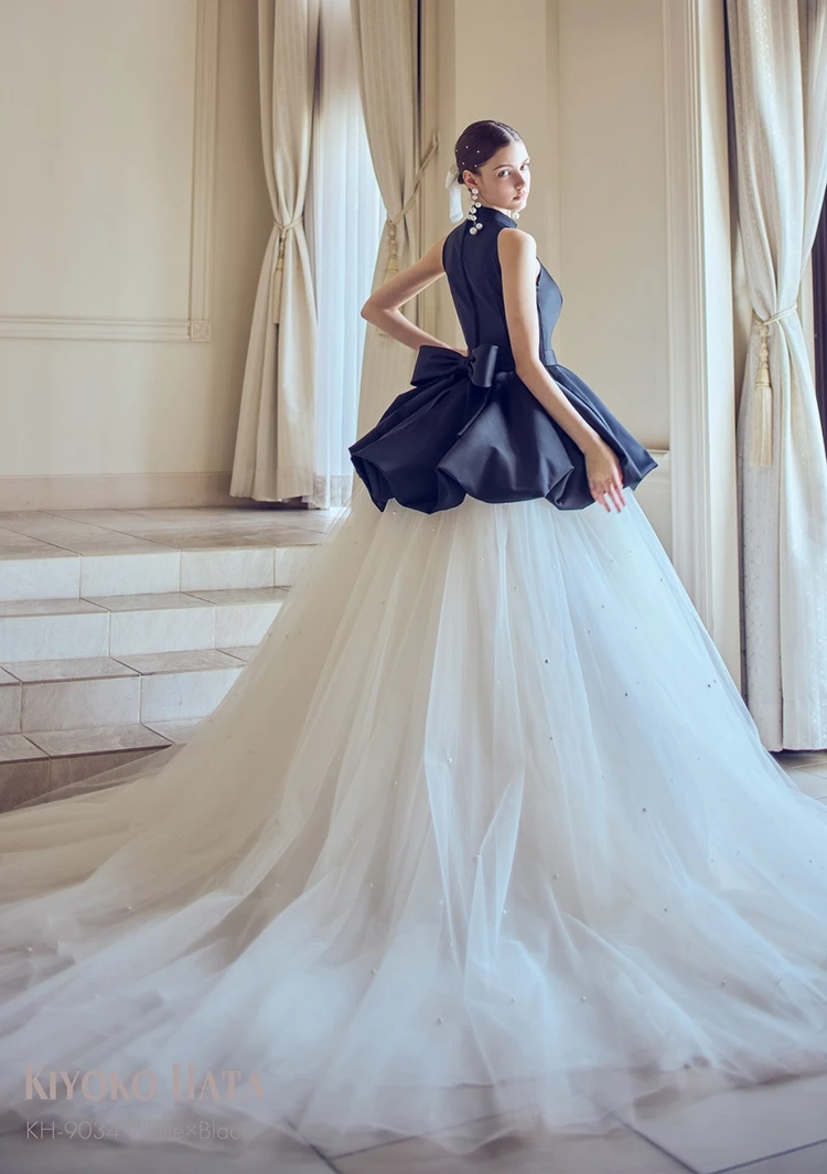 KH-9034 White+Black｜KIYOKO HATA(キヨコハタ)のウェディングドレス