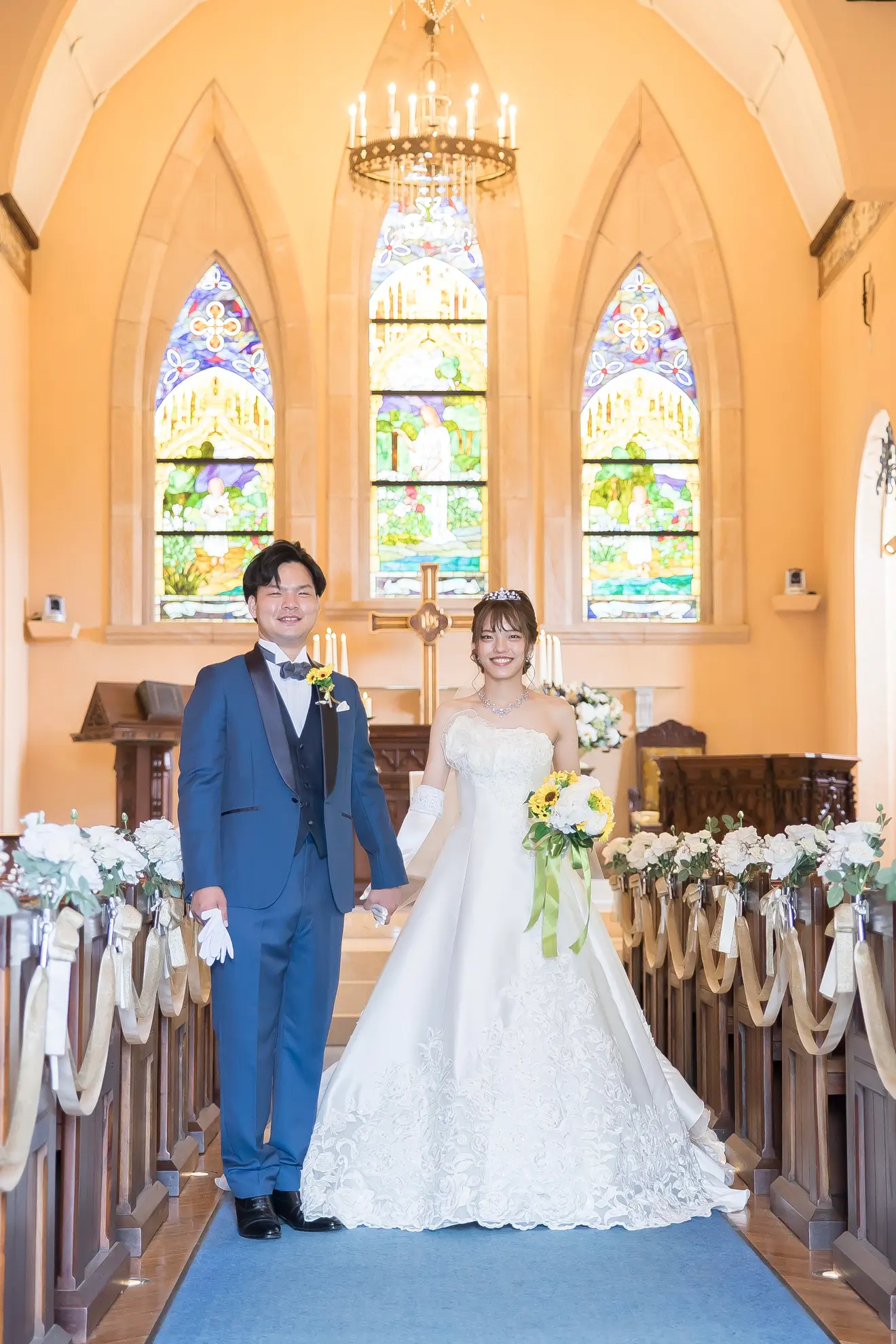 あたたかなステンドグラスに包まれて、感謝の一日 - 伊豆高原