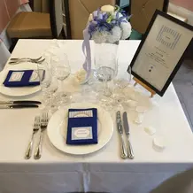 座席のフラワーアレンジ