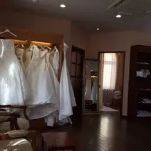 系列式場で衣装を見ることも出来ます