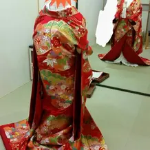 色打掛試着(川島織物でかなり高価)