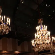 シャンデリアが素敵！