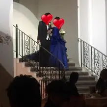 大きな階段から再入場。